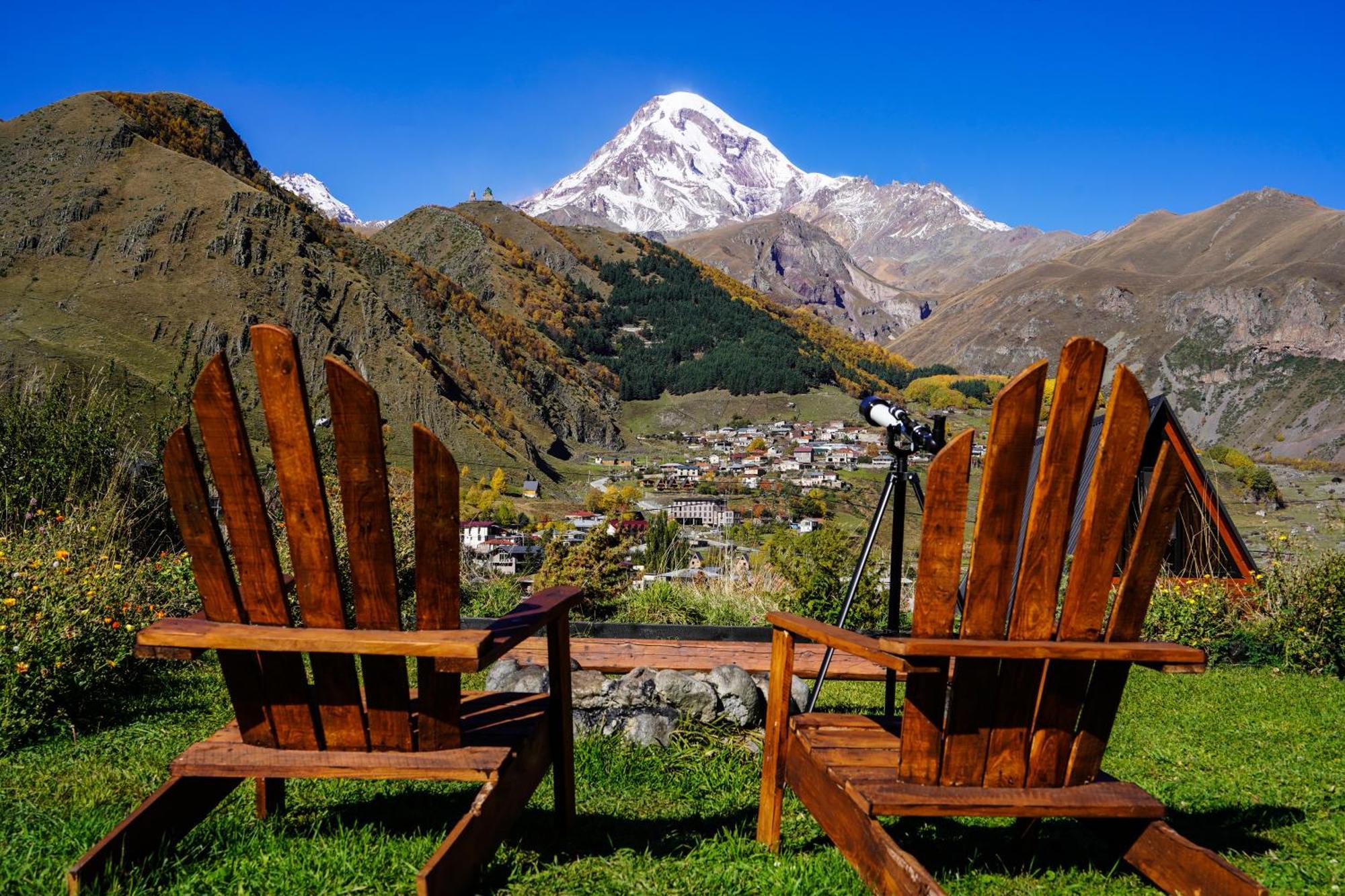 Appartamento Hillside Kazbegi Esterno foto